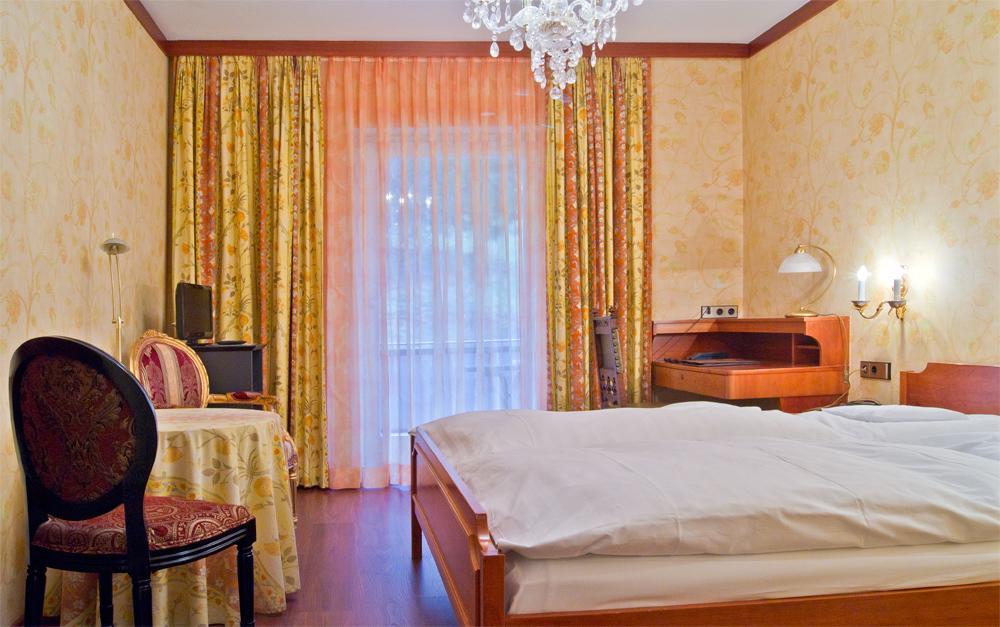 Zum Kranz Garni Hotel Bad Rippoldsau Ruang foto