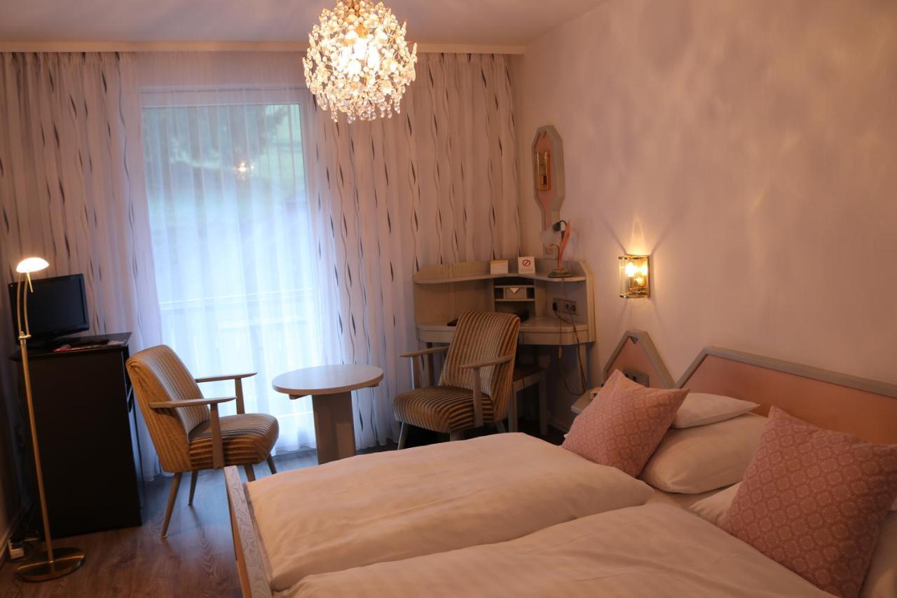 Zum Kranz Garni Hotel Bad Rippoldsau Bagian luar foto